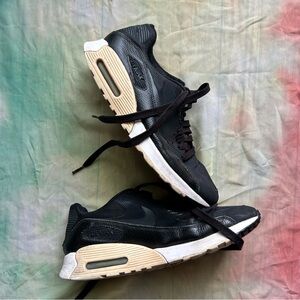 Nike Air Max-Black
